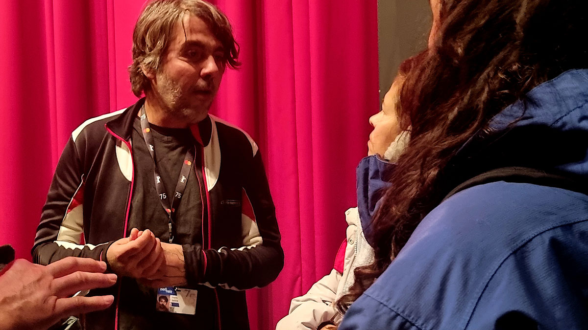 [DL] DIRECTORS LOUNGE DEEP FEATURE NOT FOR THE MIDDLE OF THE ROOM with Brazilian offbeat filmmaker Gabraz Sanna